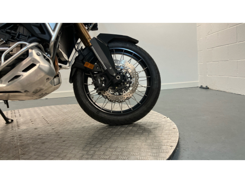 25MY Honda Africa Twin CRF1100 Adventure Sports Electric Suspension DCT Automatic